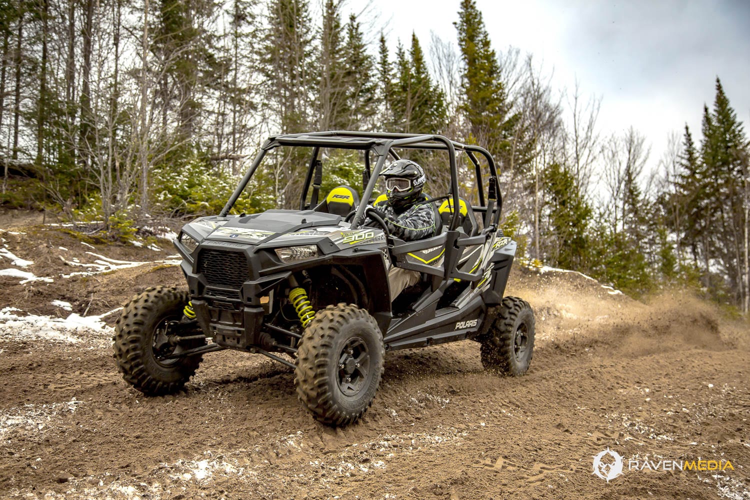 Polaris RZR 4 900 EPS 2017 Essai